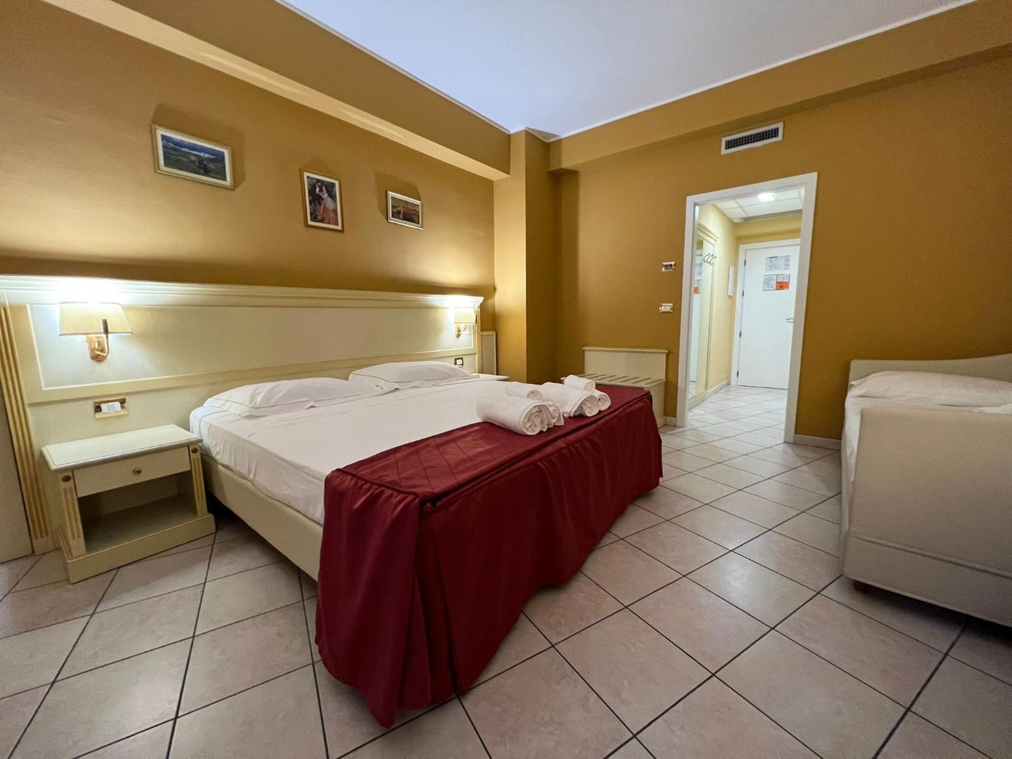 Hotel San Michele Milazzo Ngoại thất bức ảnh